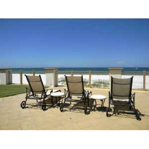 Colonnade Closes, Florida Vacation Scams, Gov. Rick Scott Blasted