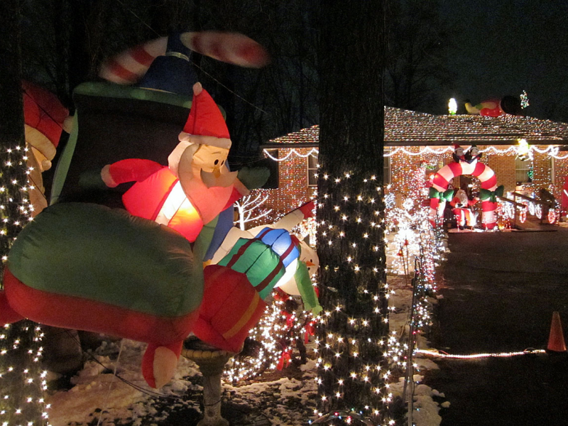 christmas lights return to mercer street photos cherry christmas lights return to mercer street photos cherry