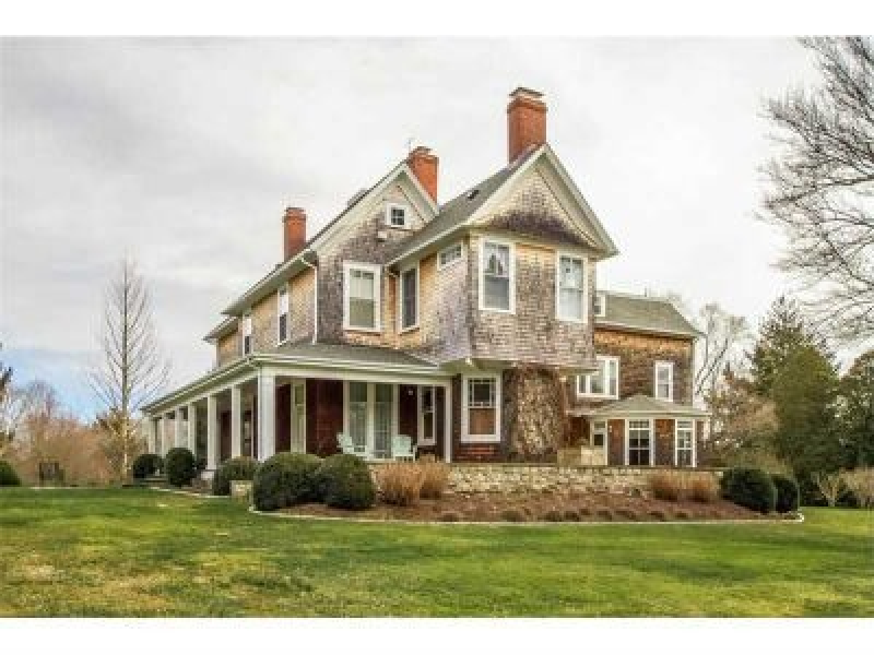 NarragansettSK Million Dollar Home of the Week 134A Edgewood Farm