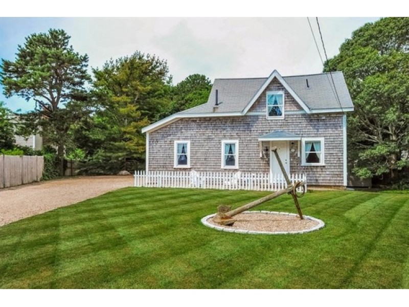 10 New Barnstable, Hyannis Homes for Sale