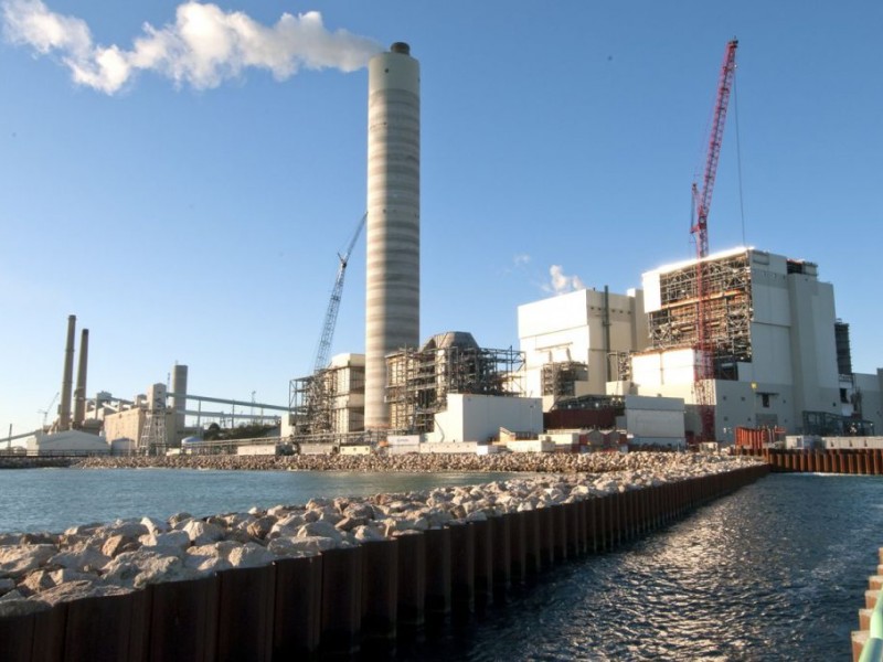 Oak Creek Power Plant Ups Company�s Profits Oak Creek