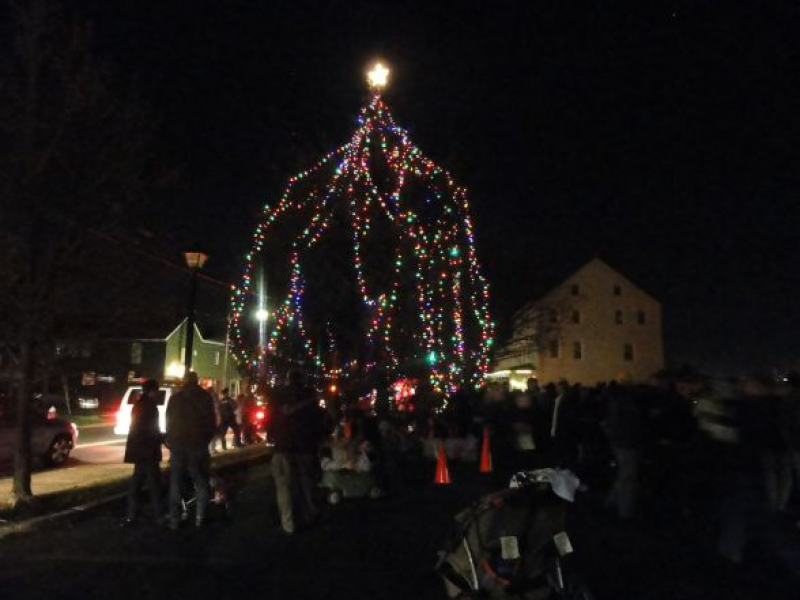 newtown christmas tree lighting is friday newtown pa patch newtown christmas tree lighting is friday newtown pa patch