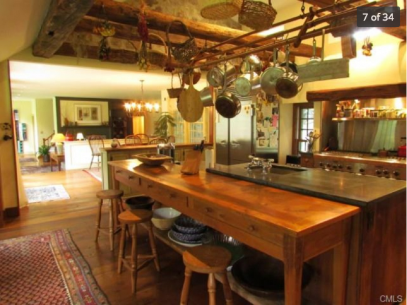 Home Connected to Paul Newman, Joanne Woodward up for Sale Westport