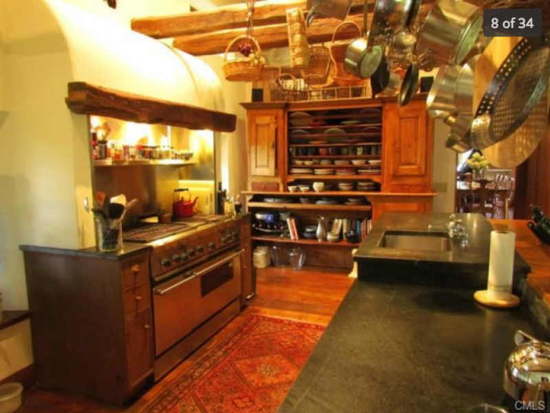 Home Connected to Paul Newman, Joanne Woodward up for Sale Westport