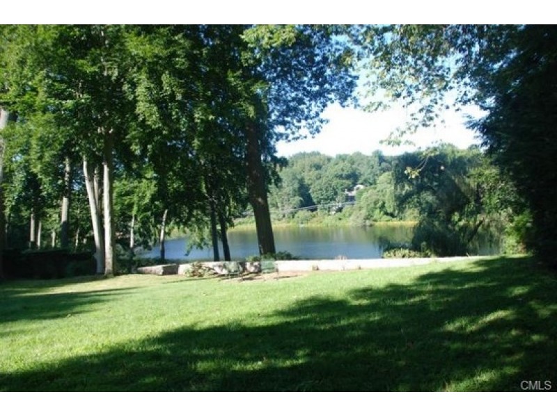 Half Acre of Land on Lee's Pond Goes for 875K and Other Residential