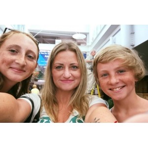 Love, Friendship Buoys East Hampton Woman Through Breast Cancer Battle