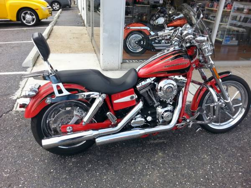 Craigslist Finds: Harley-Davidson Bike, Flat Screen TV ...