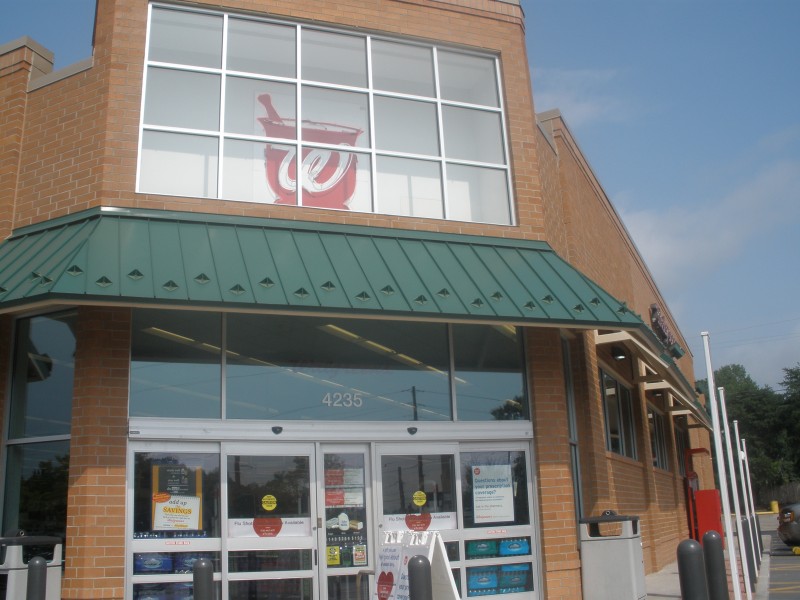 Walgreens' Redbox Visit Leads to Armed Robbery, Abduction