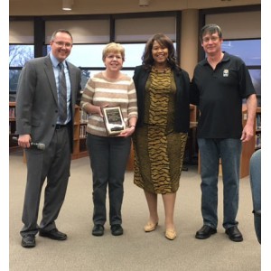 Roy & Cathy Cooper Receive the D228 Board Award of the Month