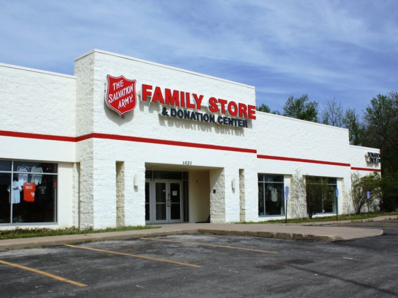 Iowa's Largest Salvation Army Thrift Store Opens in Des Moines on June