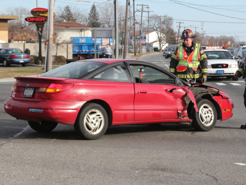Lindenhurst Patch Car Accident Lindenhurst Patch Car Accident