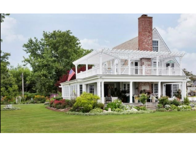 A Greenwich WOW House A Seaside Garden Oasis Patch