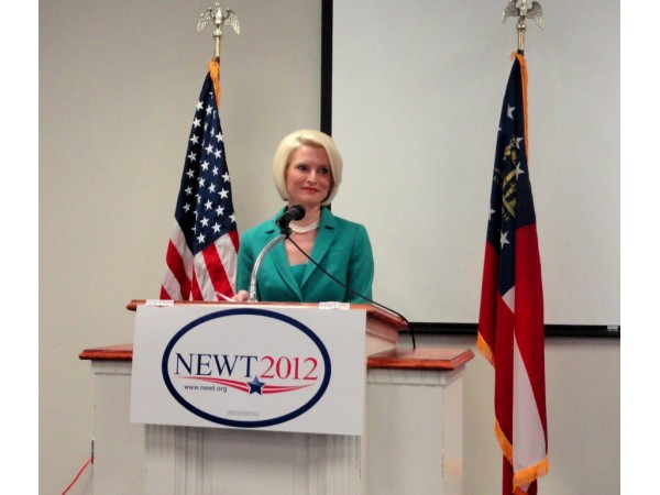 Callista Gingrich Rallies Newt's Supporters