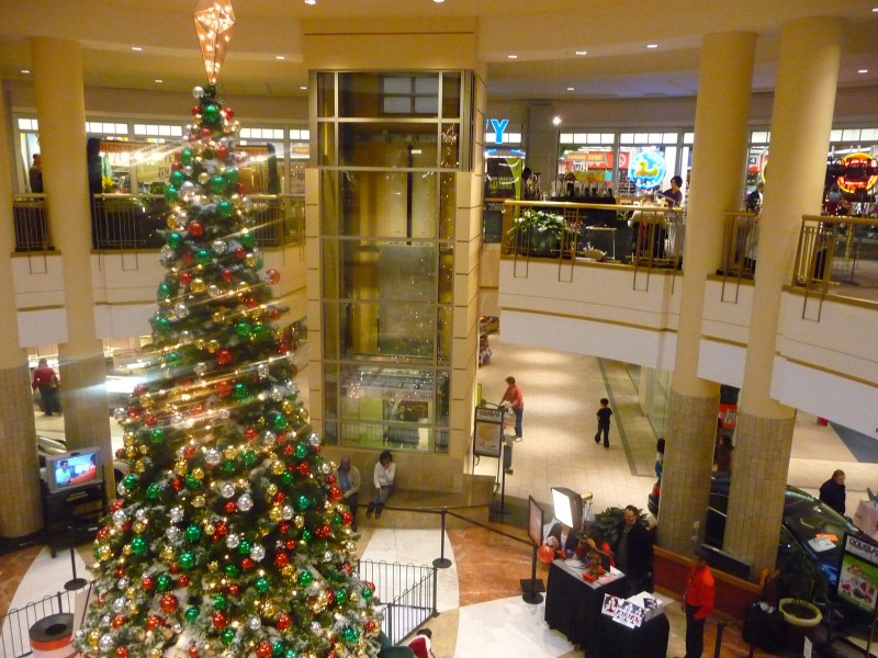 Black Friday at Livingston Mall Summit, NJ Patch