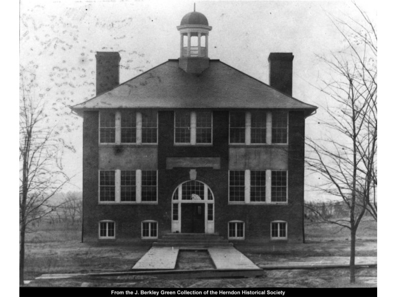 Memories of Herndon High School The Locust Street Years