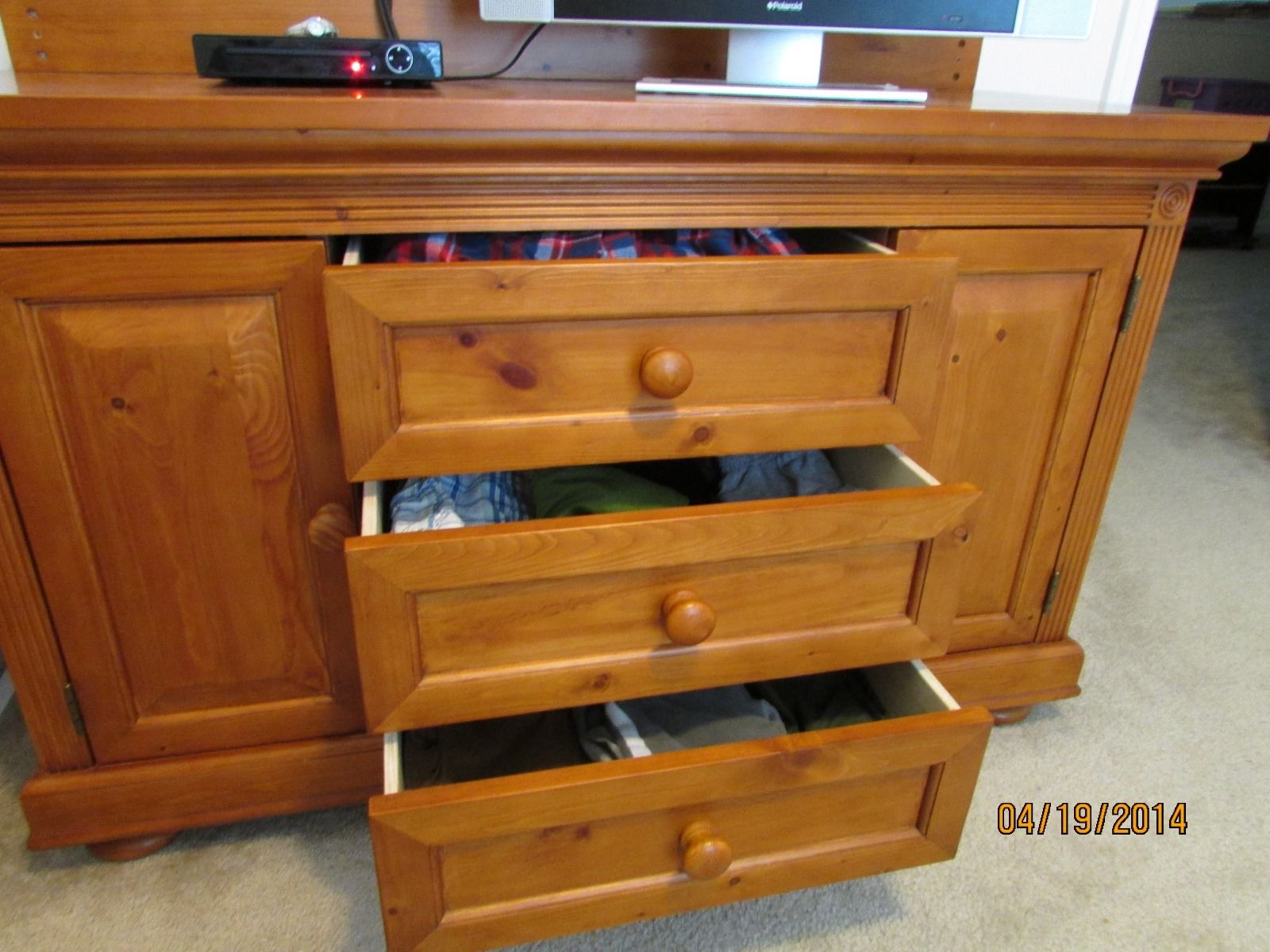 Babi Italia Dresser/Changing Table (can be used for any age) Oxford