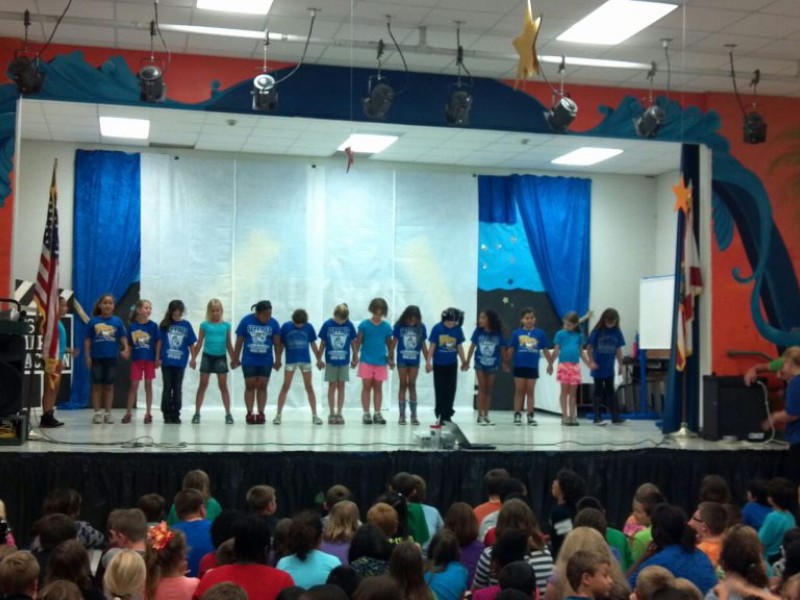 Seffner Elementary Students Celebrate SprucedUp Baseball Diamond