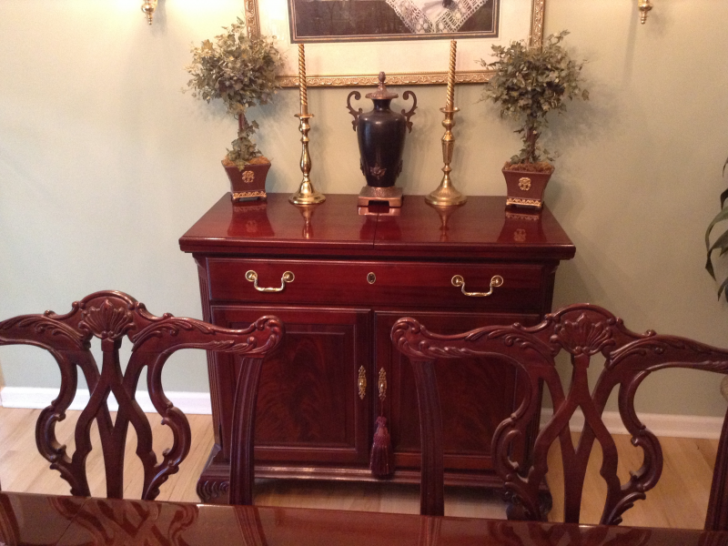 used mahogany dining room set
