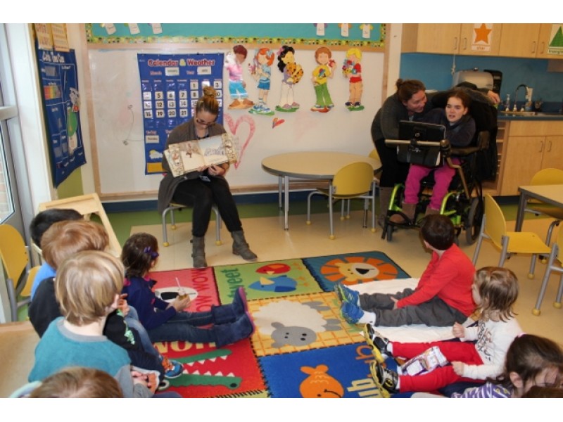 Special Visitor Comes to Holly Pond School Patch