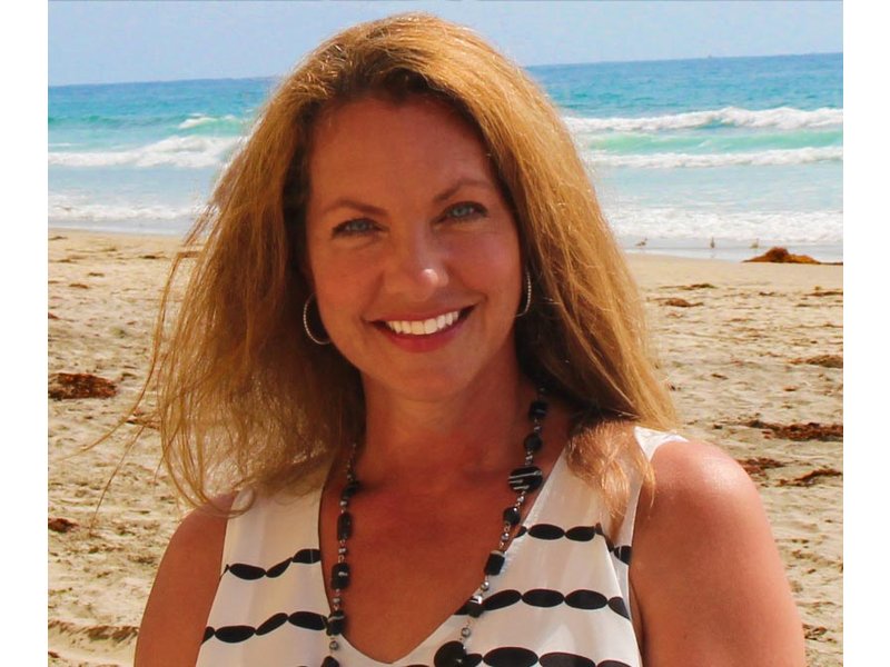 When Kristina Dommers visited the Real Living Lifestyles Del Mar office she felt comfortable from the minute she arrived. “The manager, Dixie Courtney, ... - 54172fc6bfd22