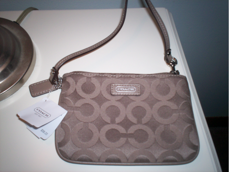 labor coach wristlets