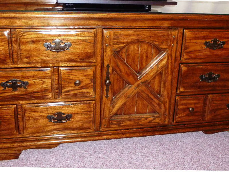 Armoire & Dresser Set Huntley Furniture by Thomasville 700/set