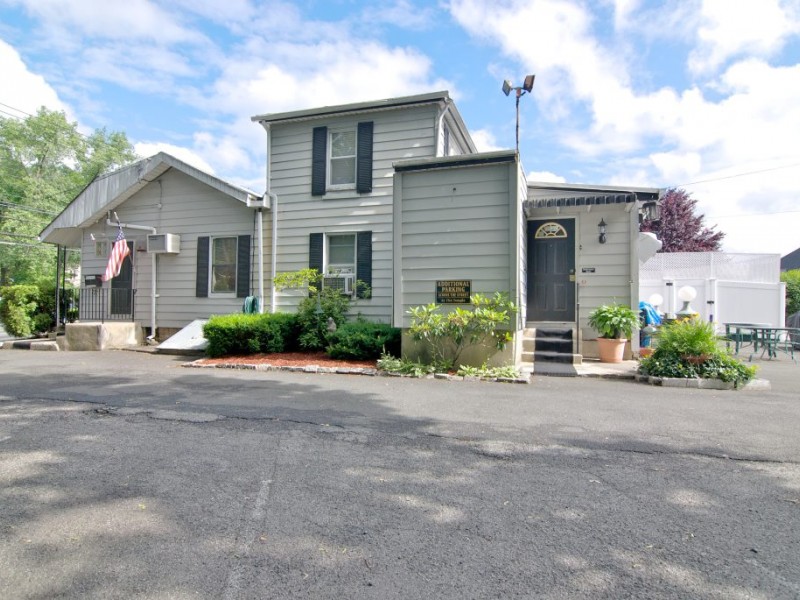 Swingers in upper nyack new york Living in West Nyack, NY - Better Homes and Gardens Rand Realty