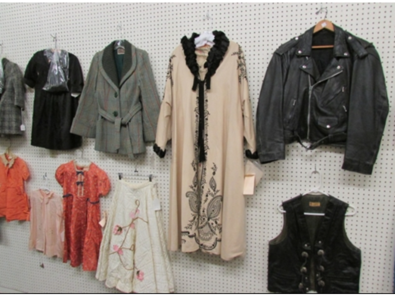 "All Things Fashion" Designer, Vintage Jewelry, Clothing & Accessories