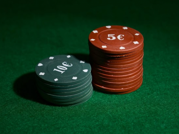 Is hosting a poker tournament legal