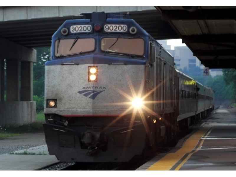 Amtrak carryon baggage restrictions
