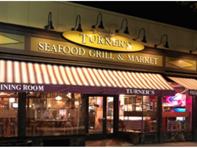 Turner's Seafood Honors Melrose Police With Annual Luncheon Melrose