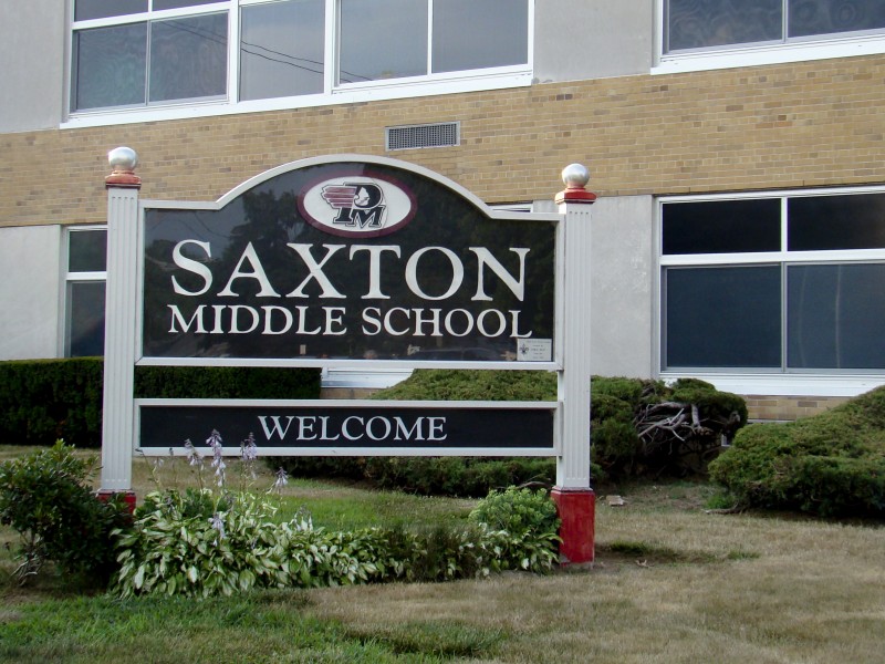 SLIDESHOW Saxton Middle School 2010 Moving Up Ceremony Patchogue, NY