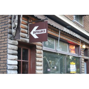 Famous Illinois Food on the Tube