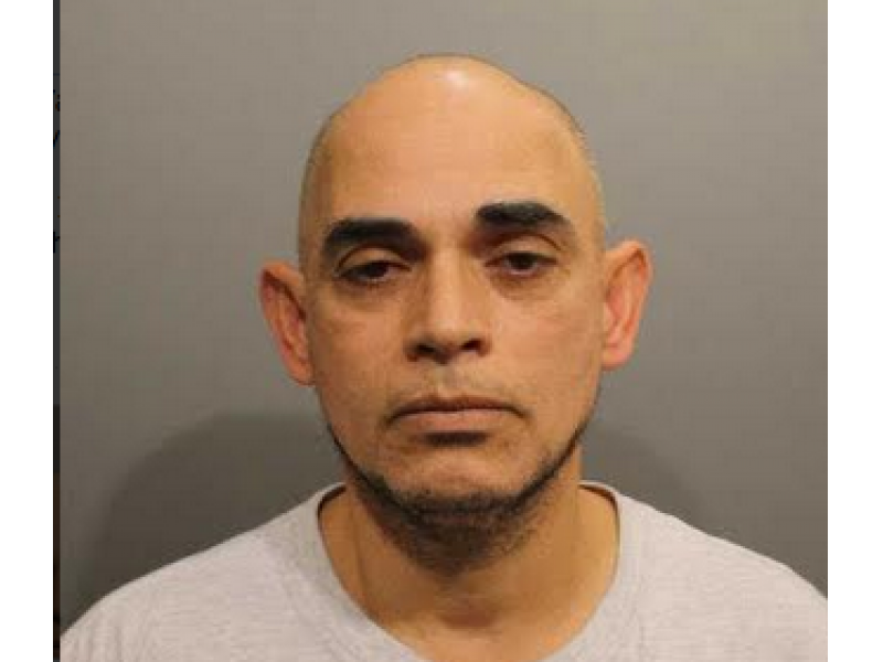 6 Wilton Police arrested Alvaro Lezcano, 56, at TJ Maxx at 14 Danbury Rd. - 56f8f0607300e6c6a026af3cd09dbe31