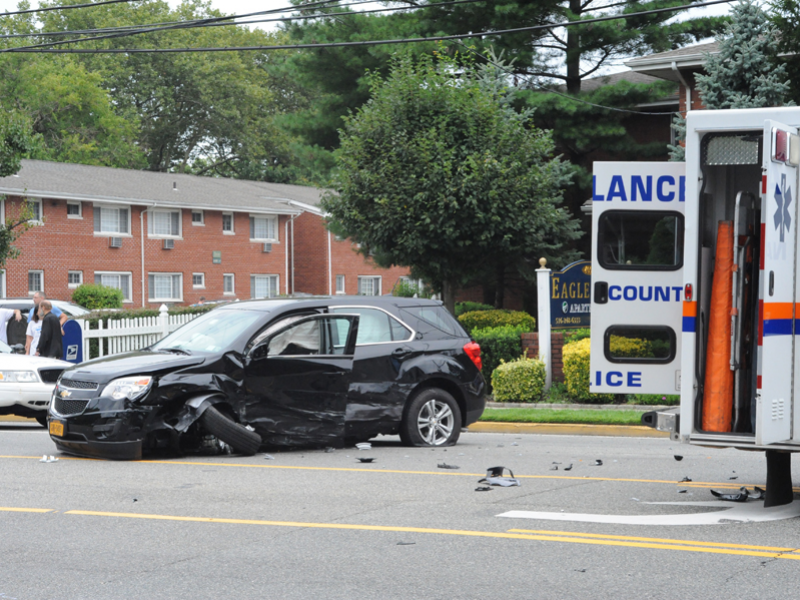 ThreeCar Accident on Old Country Road Sunday Mineola, NY Patch