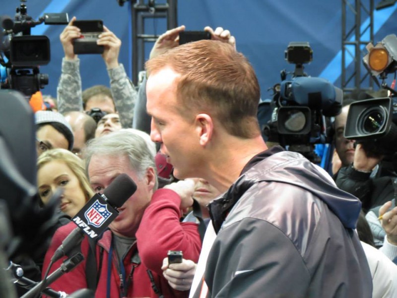 Peyton Manning among those cited in sexual harassment lawsuit
