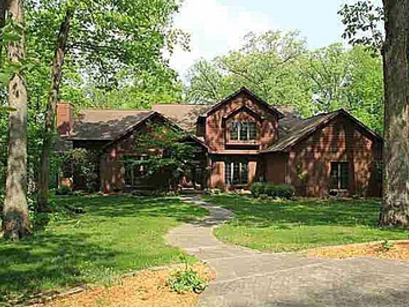 Wow Homes Secluded Million Dollar Home Just Outside Iowa City Iowa