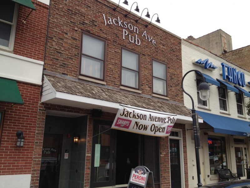 From Boutiques to Bars, New Downtown Naperville Businesses Popping Up