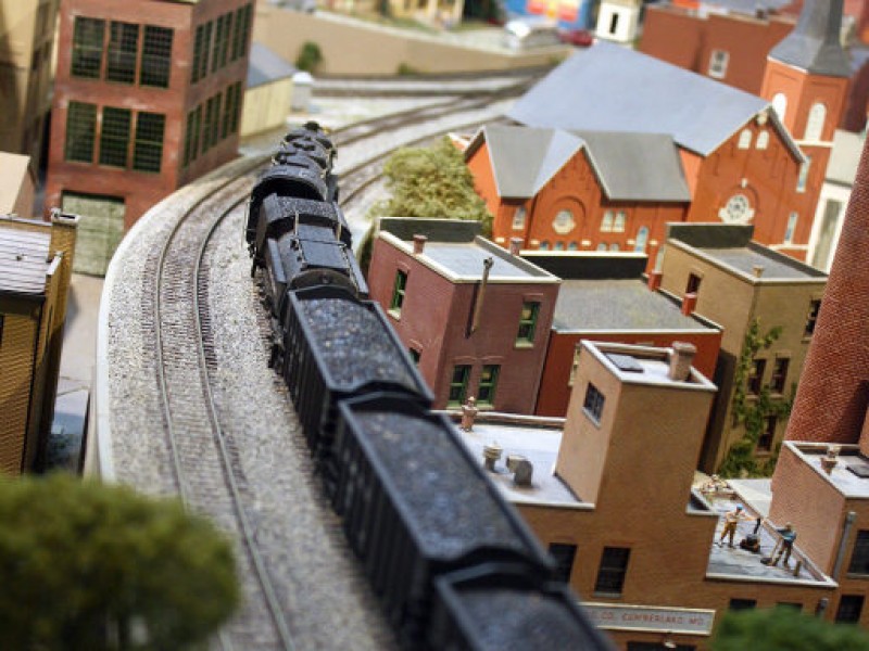 Holiday Model Train Show Captures Pittsburgh Area's Railroad History