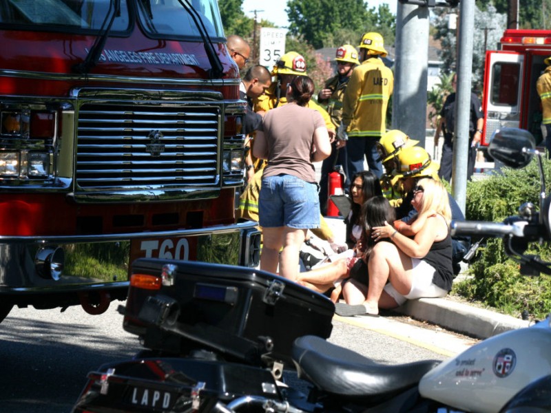 2 Seriously Injured in Violent Car Wreck at Chandler and Coldwater