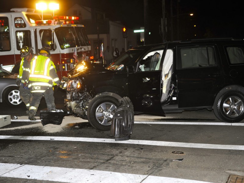 3Car Crash Creates Chaos Outside West Hempstead Burger King Malverne