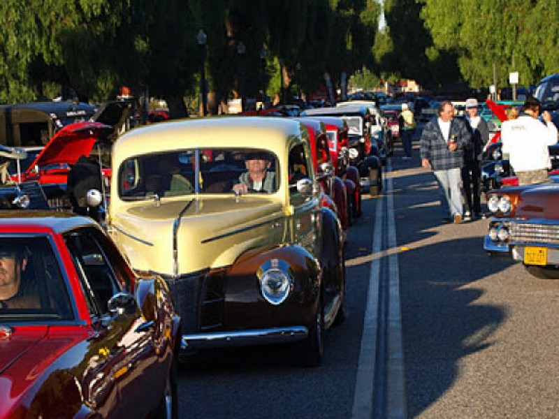 Moorpark High Street Car Show Moorpark High Street Car Show