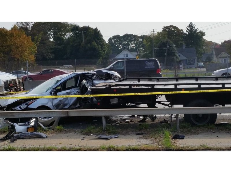 Bay Shore Woman Killed in Crash on Sunrise Highway Shoulder, West Islip
