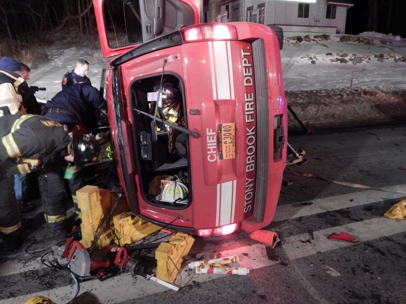 3 Hurt, 1 Seriously, in Hauppauge Crash Involving Stony Brook Fire
