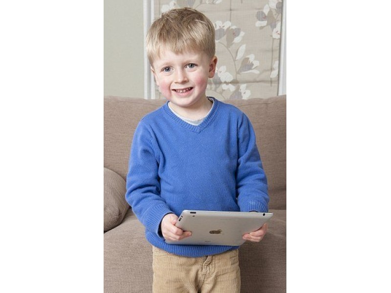 Children's ipad addiction. Studio City, CA Patch