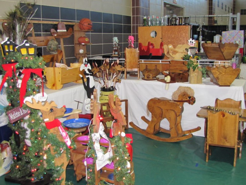 This Weekend Leesburg's Holiday Fine Arts and Crafts Show