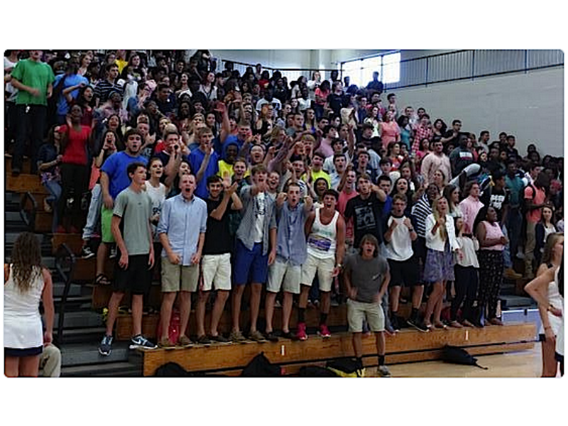 Twitter Feeds Dacula High School on First Day of Classes Dacula, GA