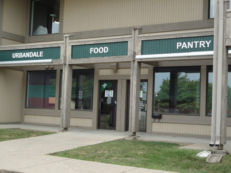 Urbandale food pantry