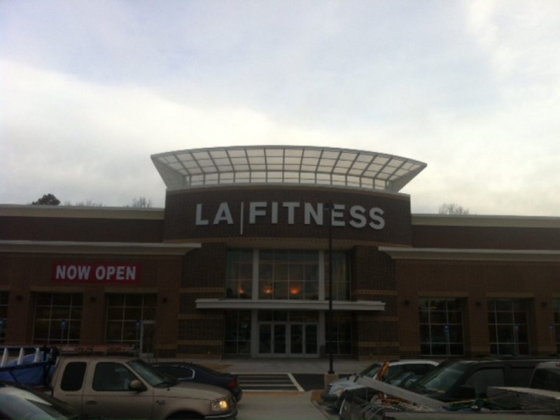 6 Day What time is la fitness open today for Women