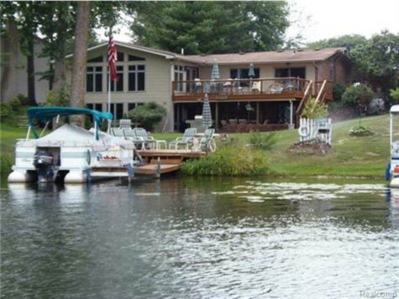 New Listings in White LakeHighland Area Week Ending March 21 White